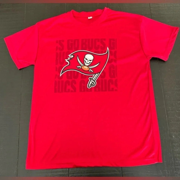 Tampa Bay Buccaneers Game Day Logo T-Shirt  Red Men’s Size XL - Picture 1 of 4